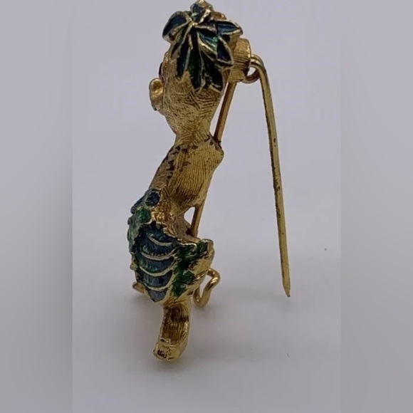 DAG David Grau Spanish Vintage Signed Adorable Green and Gold Enamel Duc… - Picture 2 of 3